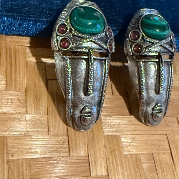 Vintage Silver and Green Earrings Ethnic Tribal African Mask Cabochon Clip On - Picture 3 of 6